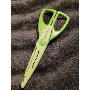 Inchworm Paper Edger Scissors